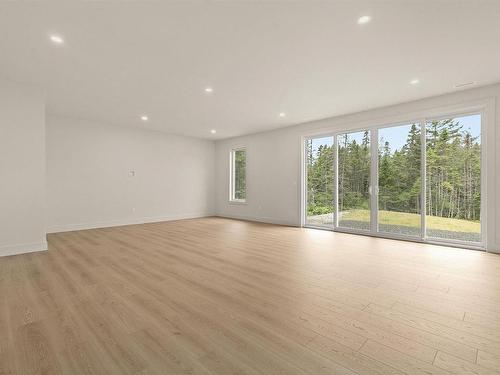 137 Parish Street, Fall River, NS - Indoor