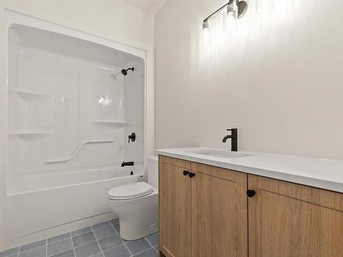 137 Parish Street, Fall River, NS - Indoor Photo Showing Bathroom
