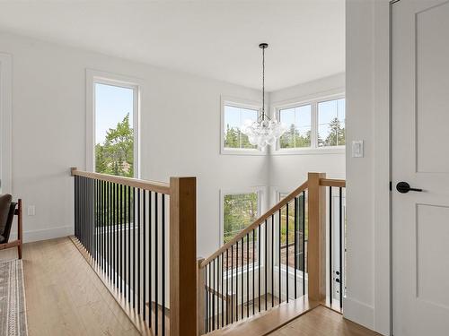 137 Parish Street, Fall River, NS - Indoor Photo Showing Other Room