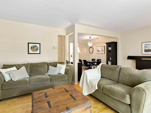 7 Forestside Crescent, Clayton Park, NS - Indoor Photo Showing Living Room