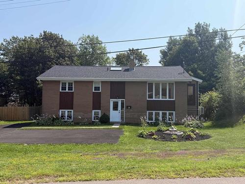 28 MacKay Drive  Charlottetown, PE C1A 5W3
