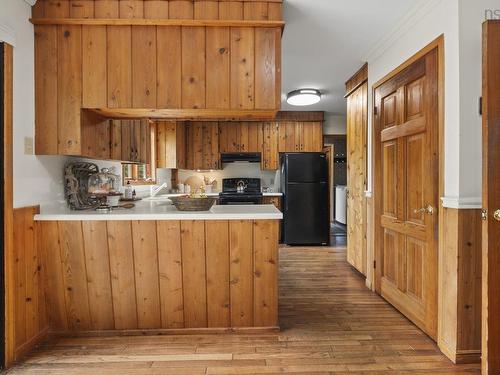 305 Rolling Hills Drive, Waverley, NS - Indoor Photo Showing Kitchen