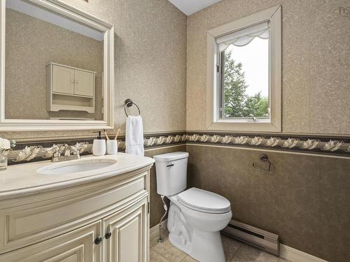 305 Rolling Hills Drive, Waverley, NS - Indoor Photo Showing Bathroom