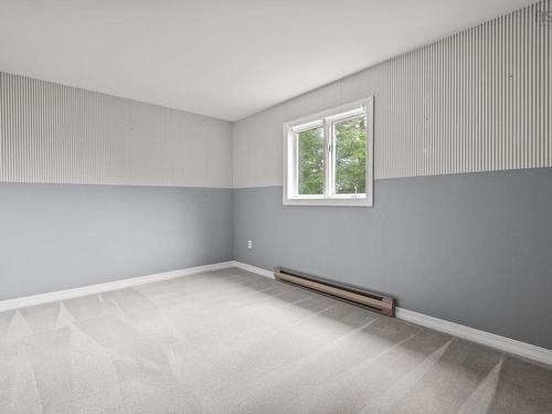 305 Rolling Hills Drive, Waverley, NS - Indoor Photo Showing Other Room