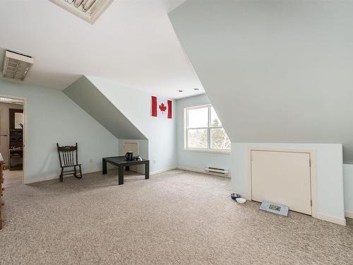 70 Hurricane Lane, Eastern Passage, NS - Indoor Photo Showing Other Room