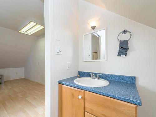 70 Hurricane Lane, Eastern Passage, NS - Indoor Photo Showing Bathroom