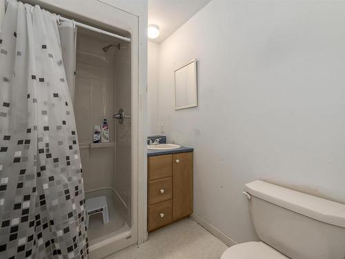 70 Hurricane Lane, Eastern Passage, NS - Indoor Photo Showing Bathroom
