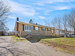 184 Southdale Avenue  Hillsboro, PE C1A 6Z7
