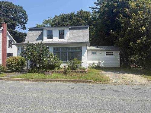 45 SCOTIA Street  Bridgewater, NS B4V 1E6
