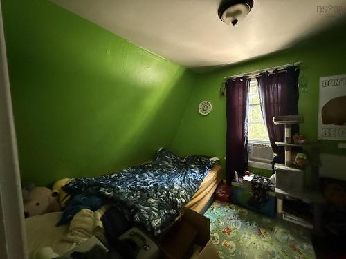 45 Scotia Street, Bridgewater, NS - Indoor Photo Showing Bedroom