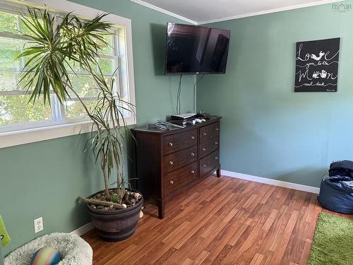45 Scotia Street, Bridgewater, NS - Indoor Photo Showing Other Room