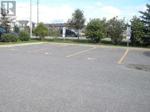 H - 105 Fraser Fields Way, Ottawa, ON - Outdoor
