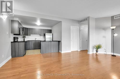 H - 105 Fraser Fields Way, Ottawa, ON - Indoor Photo Showing Kitchen
