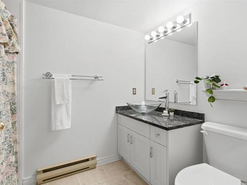 206 85 Spinnaker Drive, Halifax, NS - Indoor Photo Showing Bathroom