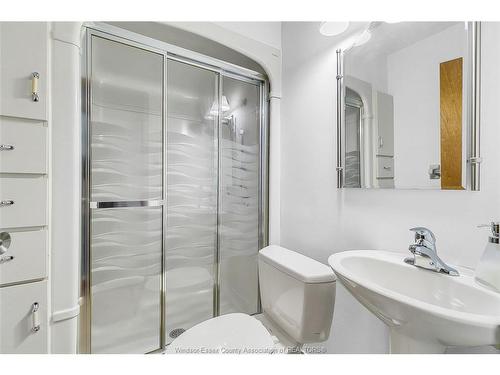 567 Stanley, Windsor, ON 