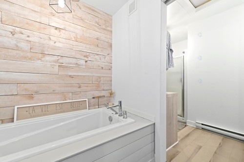 Bathroom - 1515 Rue Stevens, Farnham, QC - Indoor Photo Showing Bathroom
