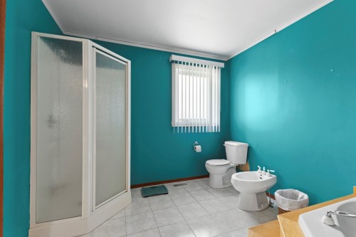 Salle de bains attenante à la CCP - 14 Place Ashton, Beaconsfield, QC - Indoor Photo Showing Bathroom