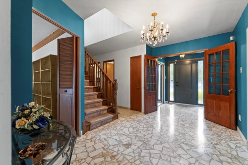 Hall d'entrée/Vestibule - 14 Place Ashton, Beaconsfield, QC - Indoor Photo Showing Other Room