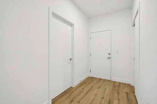 202-253 Boul. de Maple Grove , Beauharnois, QC J6N 1L5 2