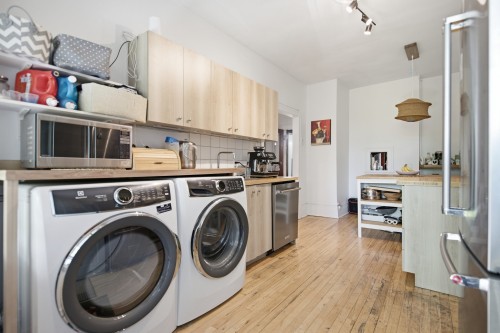 Cuisine - 8188 Rue St-Denis, Montréal (Villeray/Saint-Michel/Parc-Extension), QC - Indoor Photo Showing Laundry Room