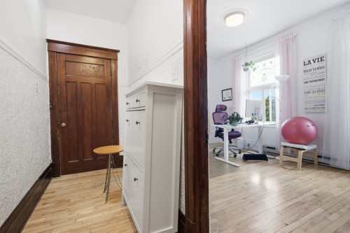 Hall d'entrée/Vestibule - 8188 Rue St-Denis, Montréal (Villeray/Saint-Michel/Parc-Extension), QC - Indoor Photo Showing Other Room