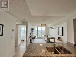915 - 800 LAWRENCE AVENUE W Toronto, ON M6A 0B1