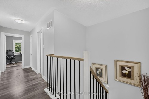 95 Waters Boulevard, Milton, ON - Indoor Photo Showing Other Room
