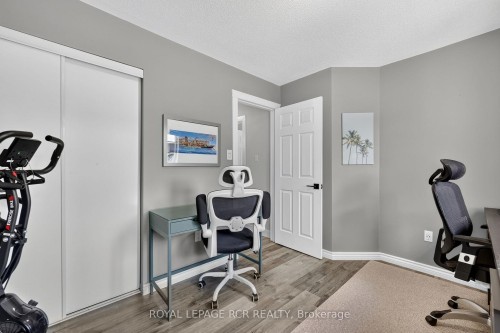 95 Waters Boulevard, Milton, ON - Indoor Photo Showing Gym Room