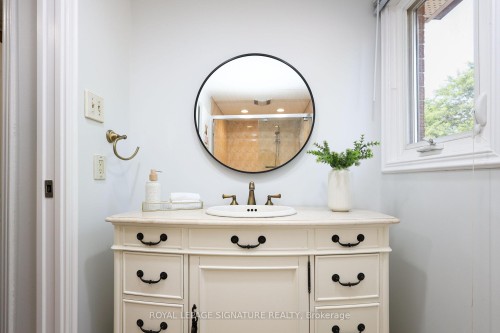 37 Oleander Crescent, Brampton, ON - Indoor Photo Showing Bathroom
