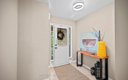 3092 Owls Foot Drive, Mississauga, ON - Indoor Photo Showing Other Room