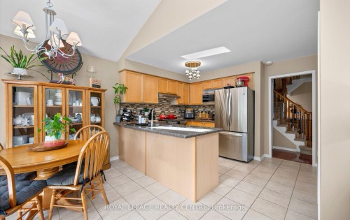 3092 Owls Foot Drive, Mississauga, ON - Indoor