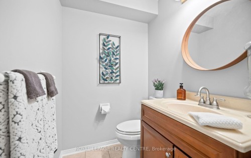 3092 Owls Foot Drive, Mississauga, ON - Indoor Photo Showing Bathroom
