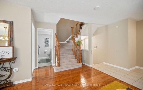 3092 Owls Foot Drive, Mississauga, ON - Indoor Photo Showing Other Room
