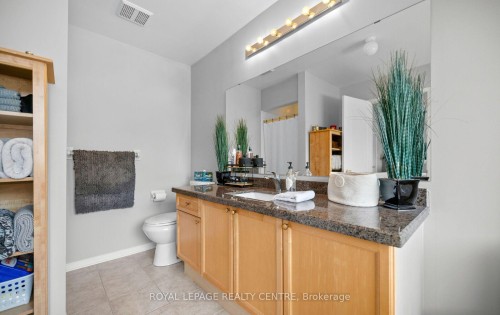 3092 Owls Foot Drive, Mississauga, ON - Indoor Photo Showing Bathroom