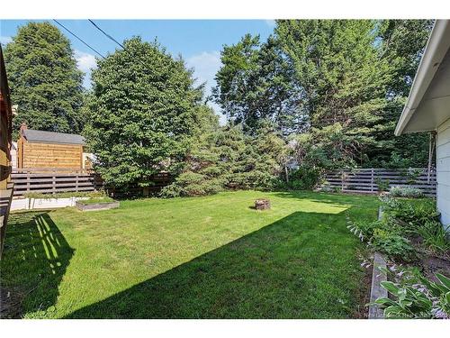 6 Robinson Dr, Fredericton, NB 
