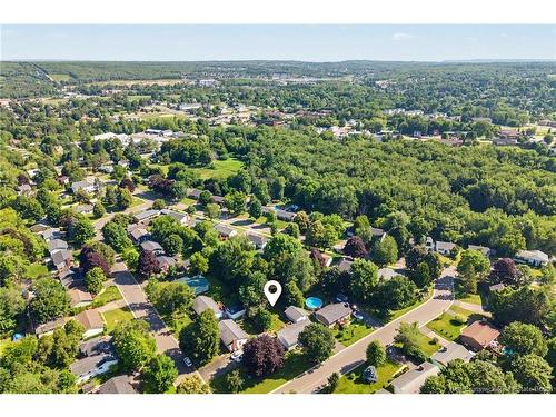 6 Robinson Dr, Fredericton, NB 