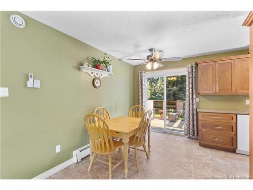 6 Robinson Dr, Fredericton, NB 