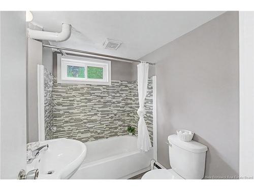 109 Coventry Cres, Fredericton, NB 