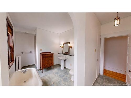 69-71 Clarendon, Saint John, NB - Indoor Photo Showing Bathroom