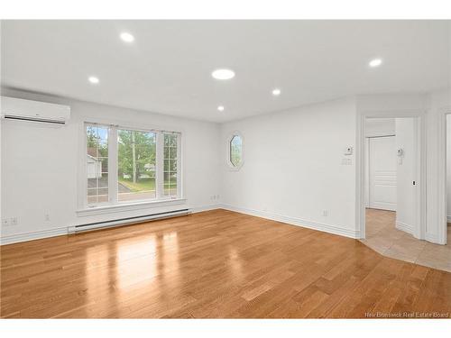 48 Barrington, Moncton, NB 