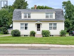 8 Falconwood Drive  Charlottetown, PE C1A 6B5