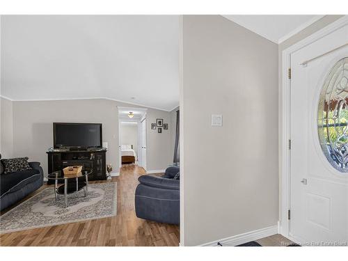 2 Bur Oak St, Moncton, NB 