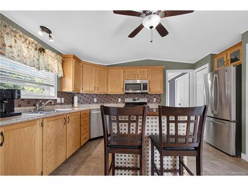 2 Bur Oak St, Moncton, NB 