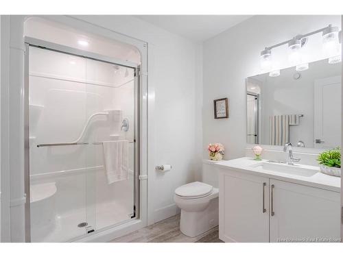 26 Leavery St, Fredericton, NB 