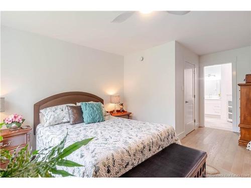 26 Leavery St, Fredericton, NB 