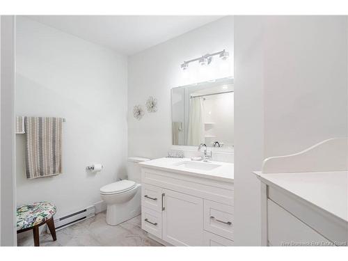 26 Leavery St, Fredericton, NB 