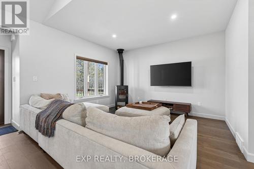 9304 Perth Road, Rideau Lakes, ON - Indoor
