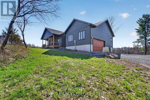 9304 Perth Road, Rideau Lakes, ON - Outdoor