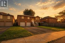 89 METRO ROAD N  Georgina, ON L4P 3W9