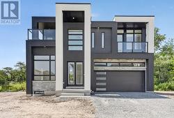 6632 ALEXA COMMON  Niagara Falls, ON L2G 7H5